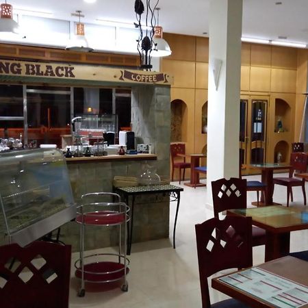 Ryad Tetouan Aeroport 외부 사진